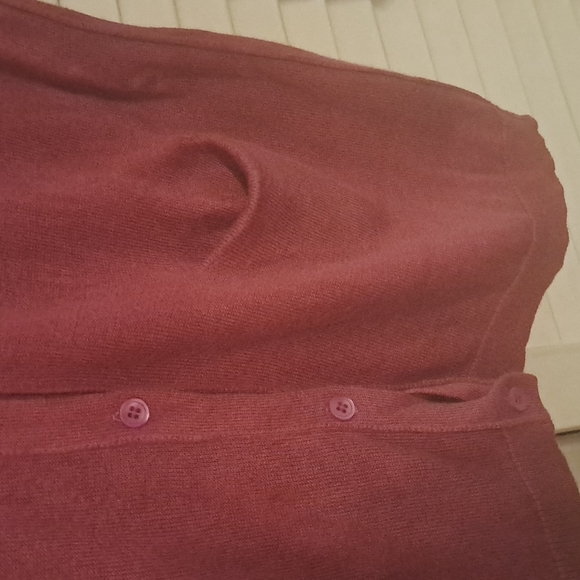Plum Neiman Marcus cashmere cardigan medium-large - Picture 4 of 12